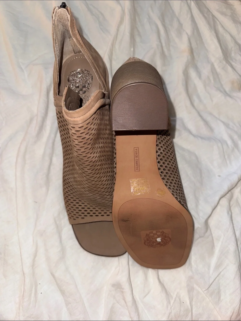 Vince Camuto Women’s Taupe Suede Perforated Peep-Toe Block Heel Booties Size 13